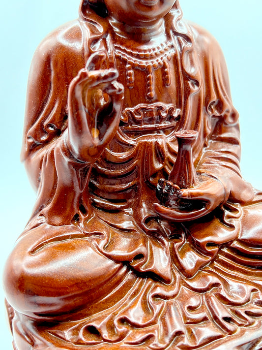The rosewood carved Guanyin